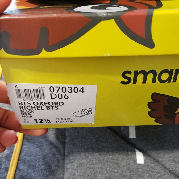 Shoes - Picture 7 of 7